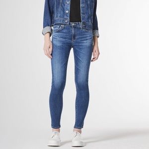 AG Legging Ankle 8 Years Blue Portrait 26